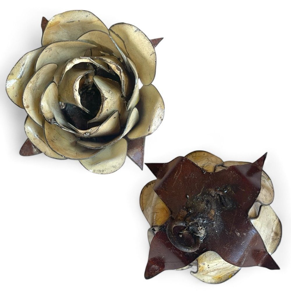 Rustic Painted Forged Metal Decorative Rose Bloom Trio in White Red Yellow - Picture 10 of 16